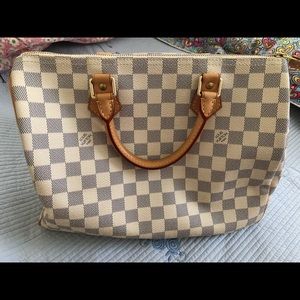 Louis Vuitton Speedy 30